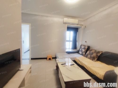 �������ݹ㳡����С����װ��һ�Ҿ߼ҵ���ȫ�����ס1000/��