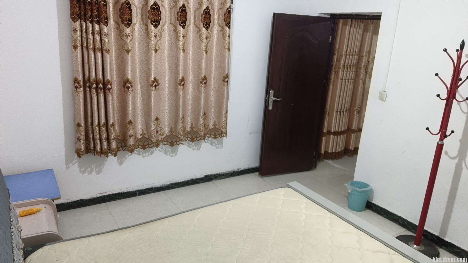 �����Ӹ���վ����ס������