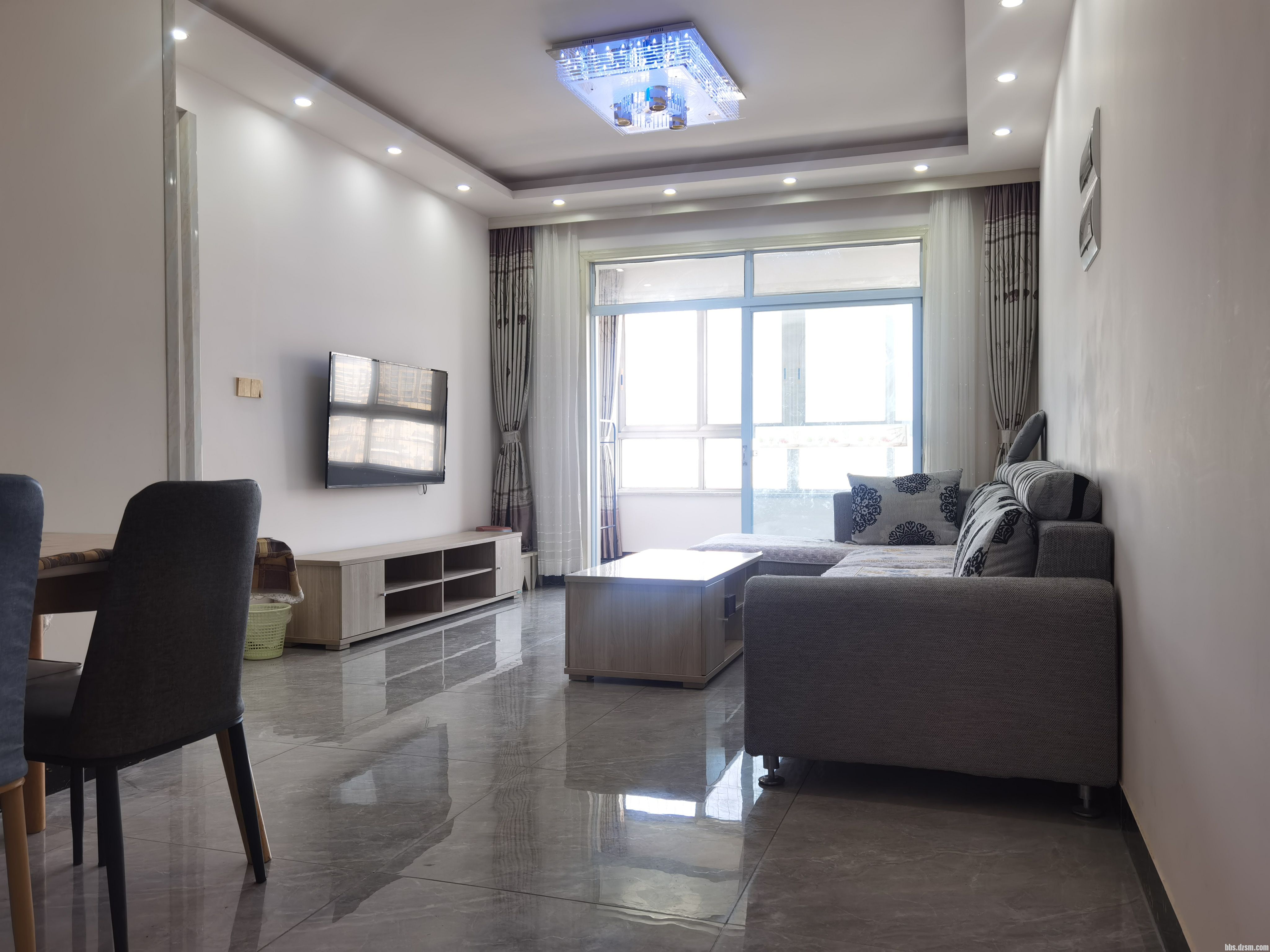 ���ӻ���ԷС�����ݾ�װ������