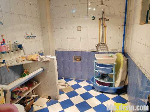 �ϳ��ºӽ�2�ҳ��⣬��ʩ��ȫ