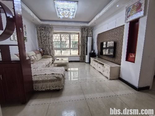 �����ڹ��㳡��3¥  ��װ��  2��  1000Ԫ/��