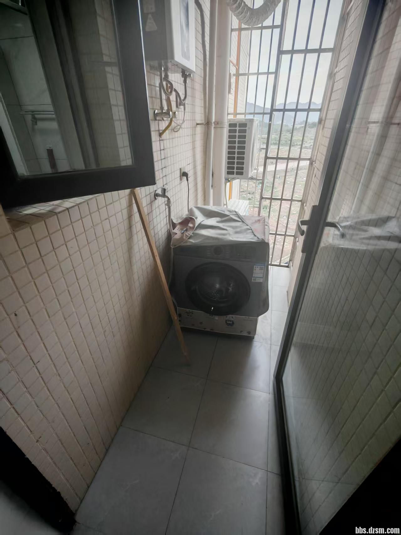 ϴ������̨.jpg