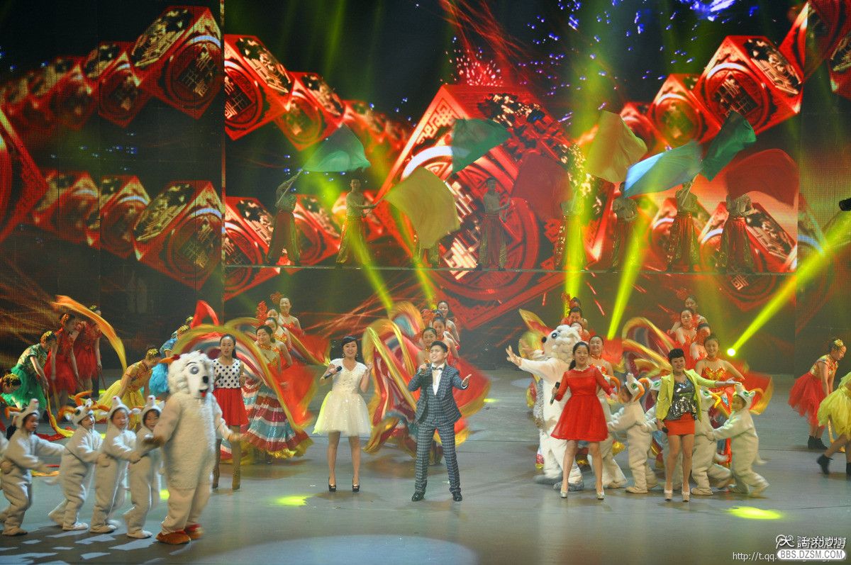 2015年广元春晚现场图文直播